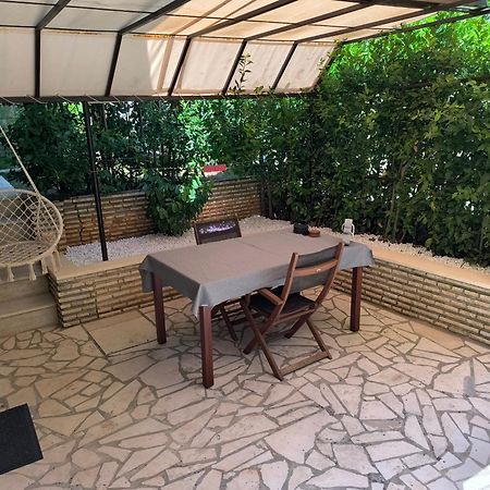 Little Gem Apartment Banjole Ngoại thất bức ảnh