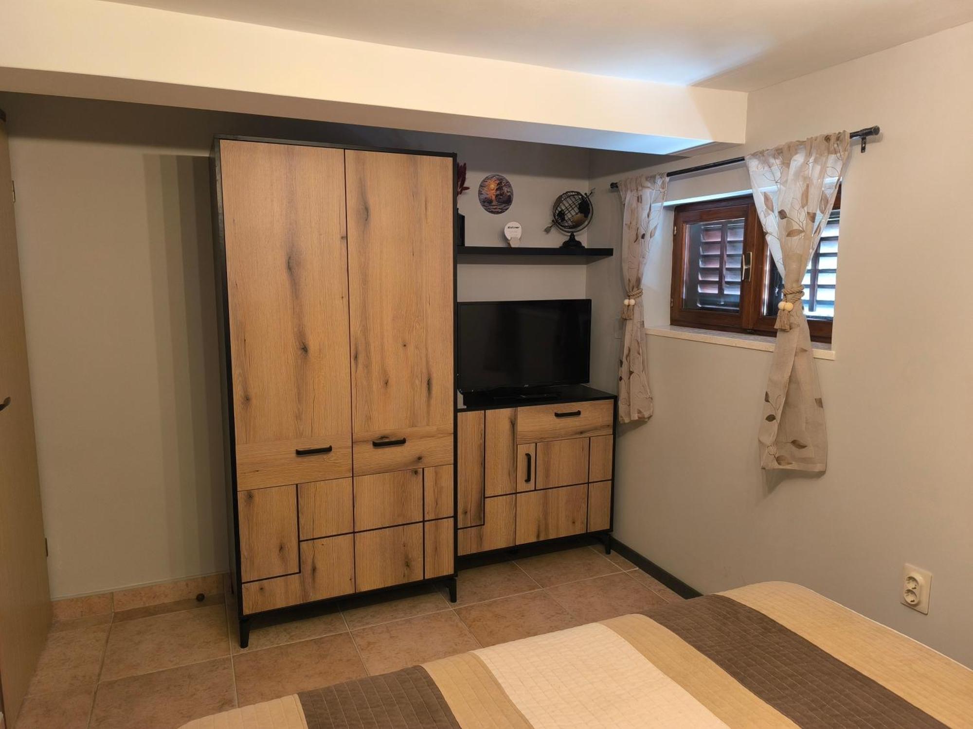 Little Gem Apartment Banjole Ngoại thất bức ảnh