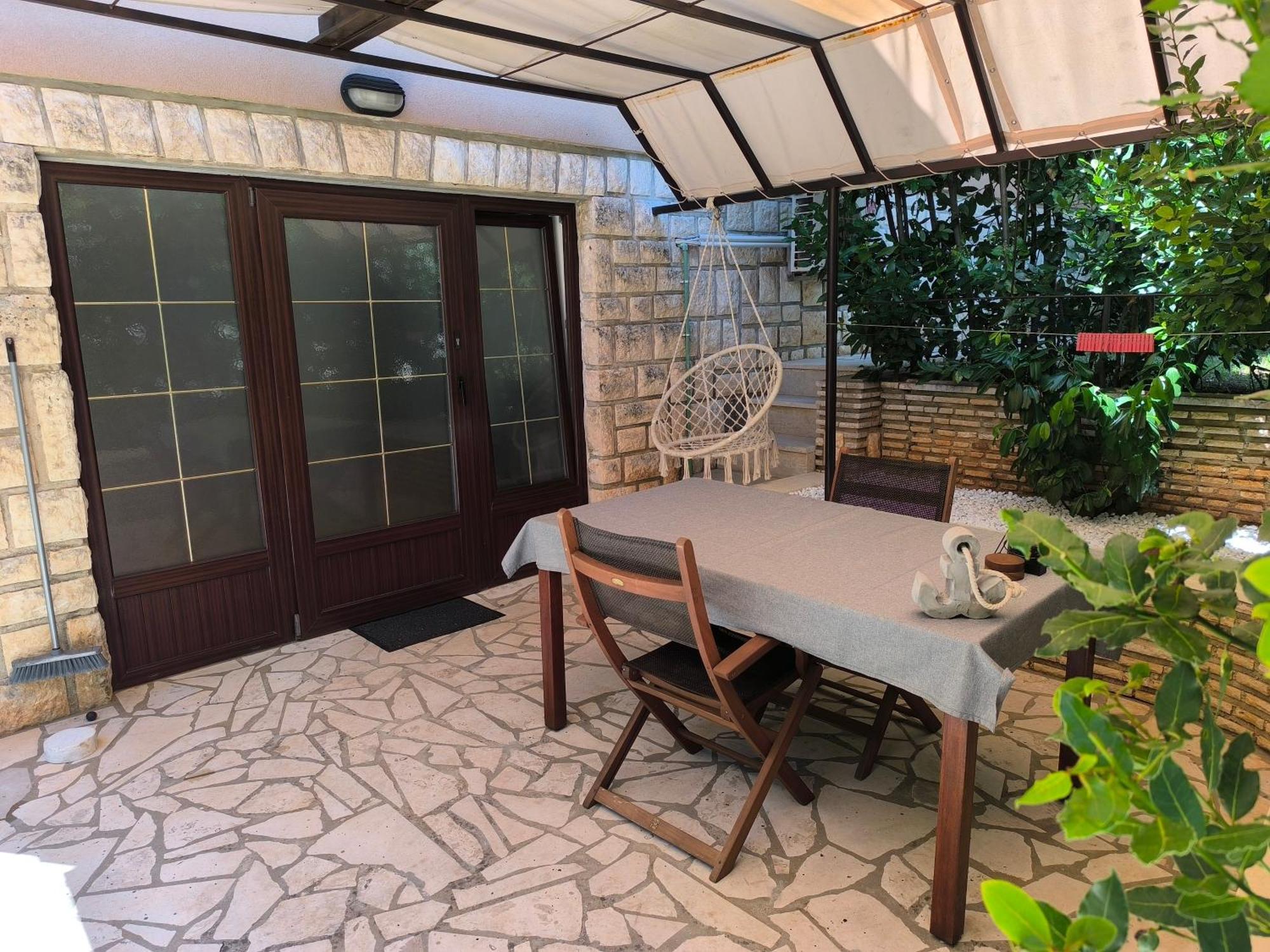 Little Gem Apartment Banjole Ngoại thất bức ảnh