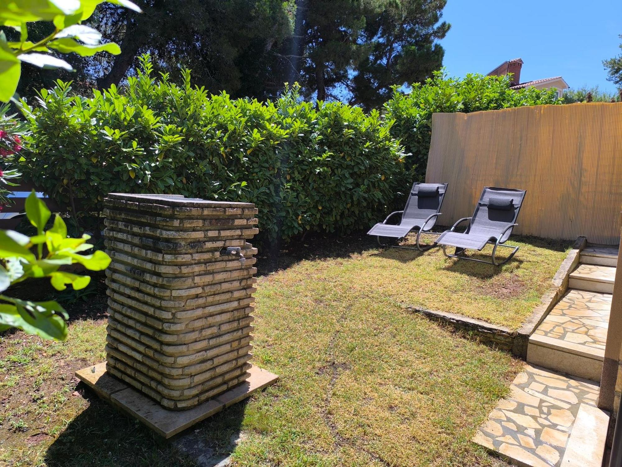 Little Gem Apartment Banjole Ngoại thất bức ảnh